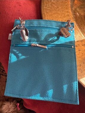 Teal Travel Cosmetic Pouch with Multiple Zip Compartments